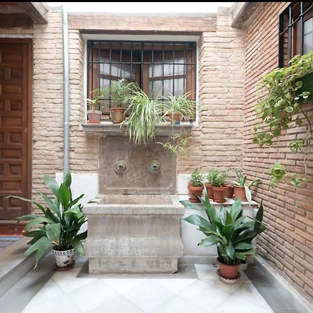 Atico Con Terracita Y Vistas Alhambra, Centro Appartement Granada Buitenkant foto