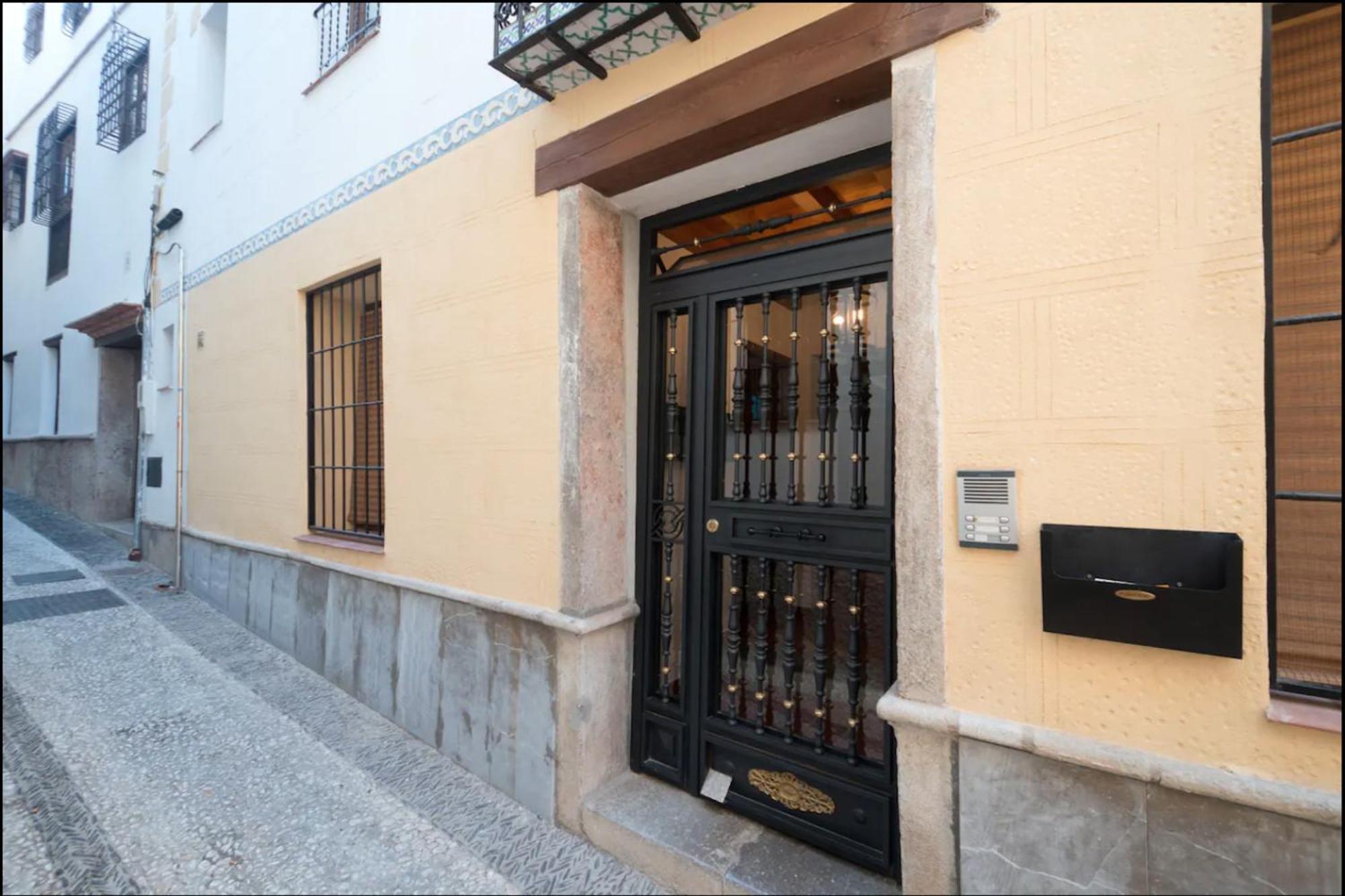 Atico Con Terracita Y Vistas Alhambra, Centro Appartement Granada Buitenkant foto